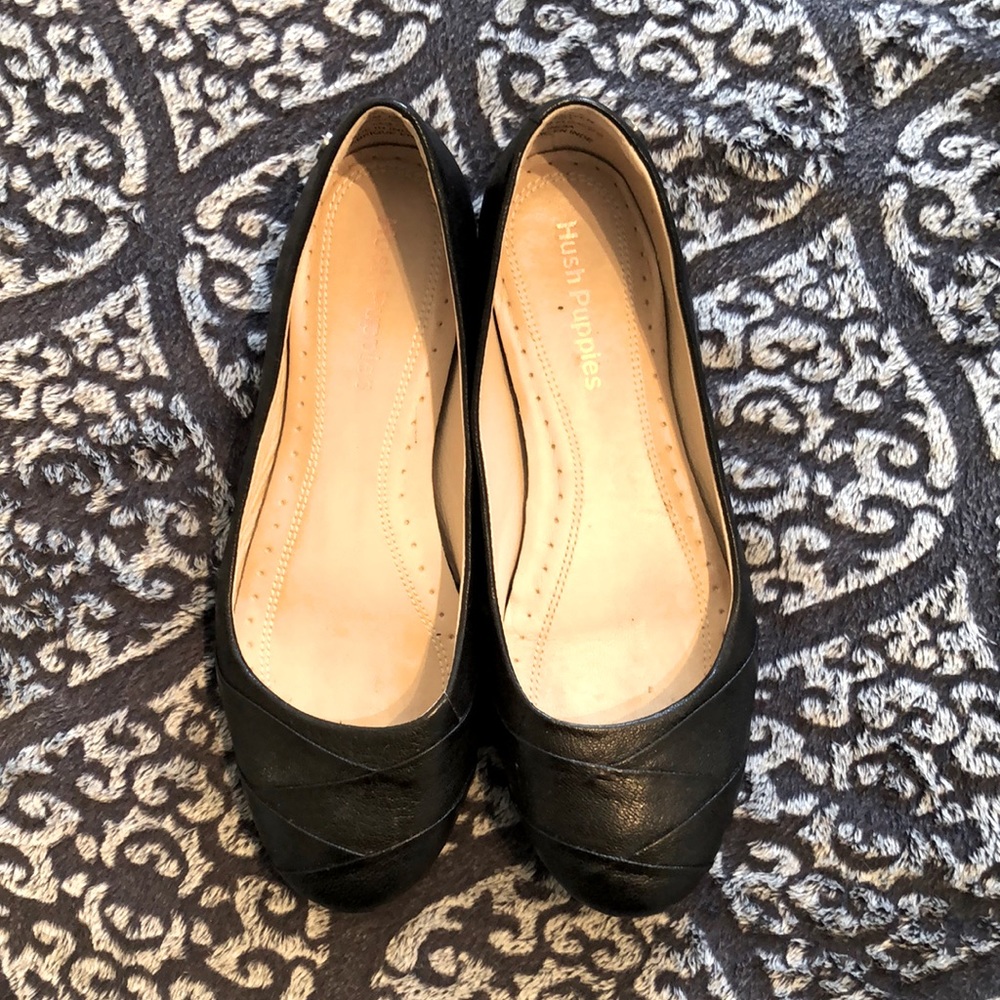 Sz6.5 NEW/leather hush puppies